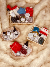 Load image into Gallery viewer, $30 King Set *Please Read Description For Details* - Kaay's Kloset