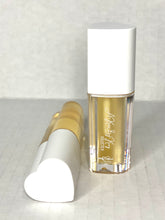 Load image into Gallery viewer, Heart Tube Lip Gloss