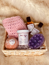 Load image into Gallery viewer, $50 Queen Set *Please Read Description For Details* - Kaay's Kloset