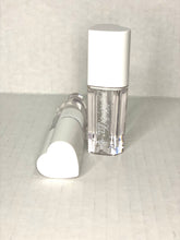 Load image into Gallery viewer, Heart Tube Lip Gloss