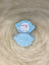 Load image into Gallery viewer, Vanilla Kiss - Kaay's Kloset