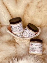 Load image into Gallery viewer, Vanilla Oatmeal Foaming Bath Salts - Kaay&#39;s Kloset
